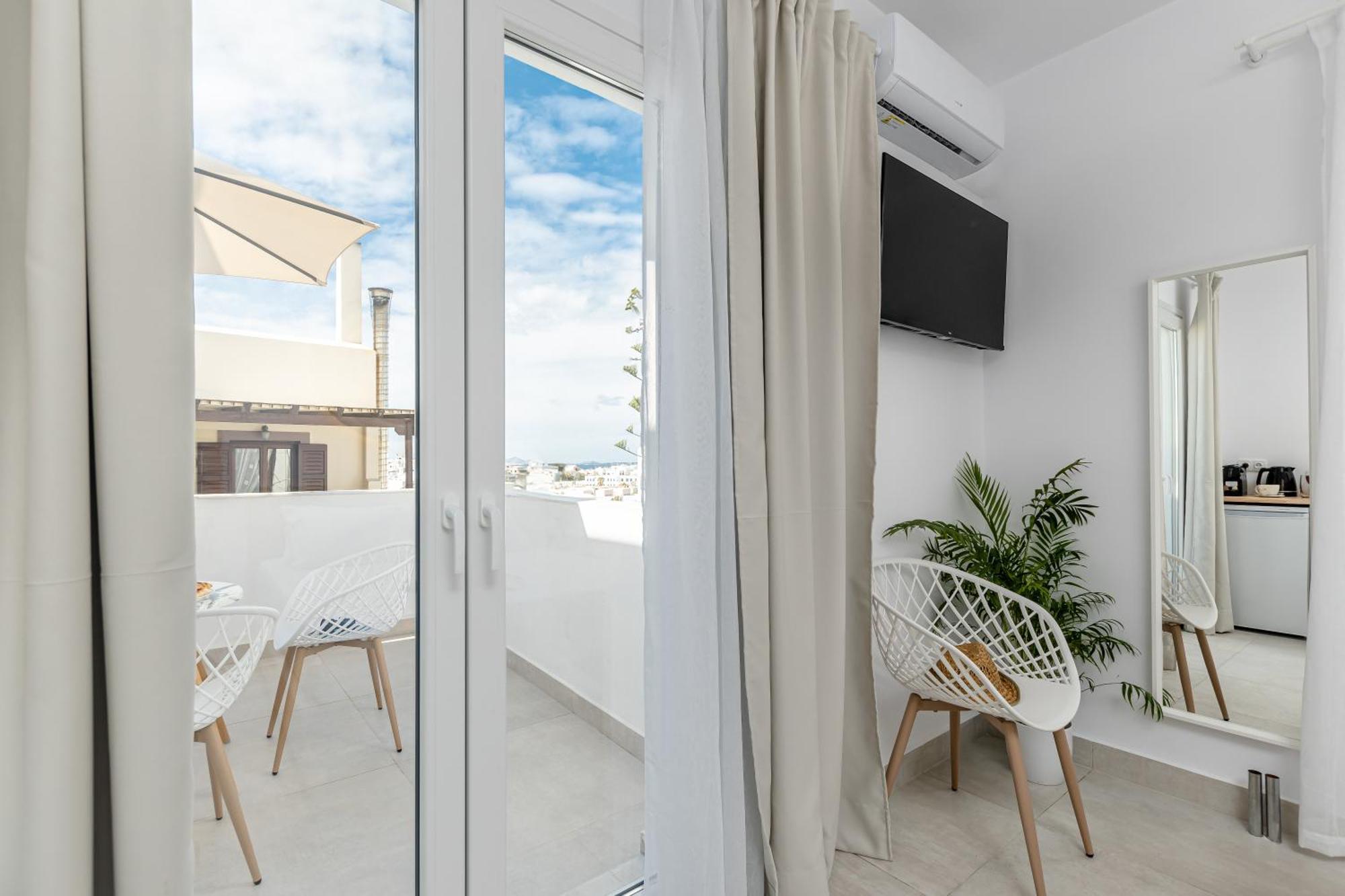 Aparthotel Golden Bird'S à Naxos City Extérieur photo