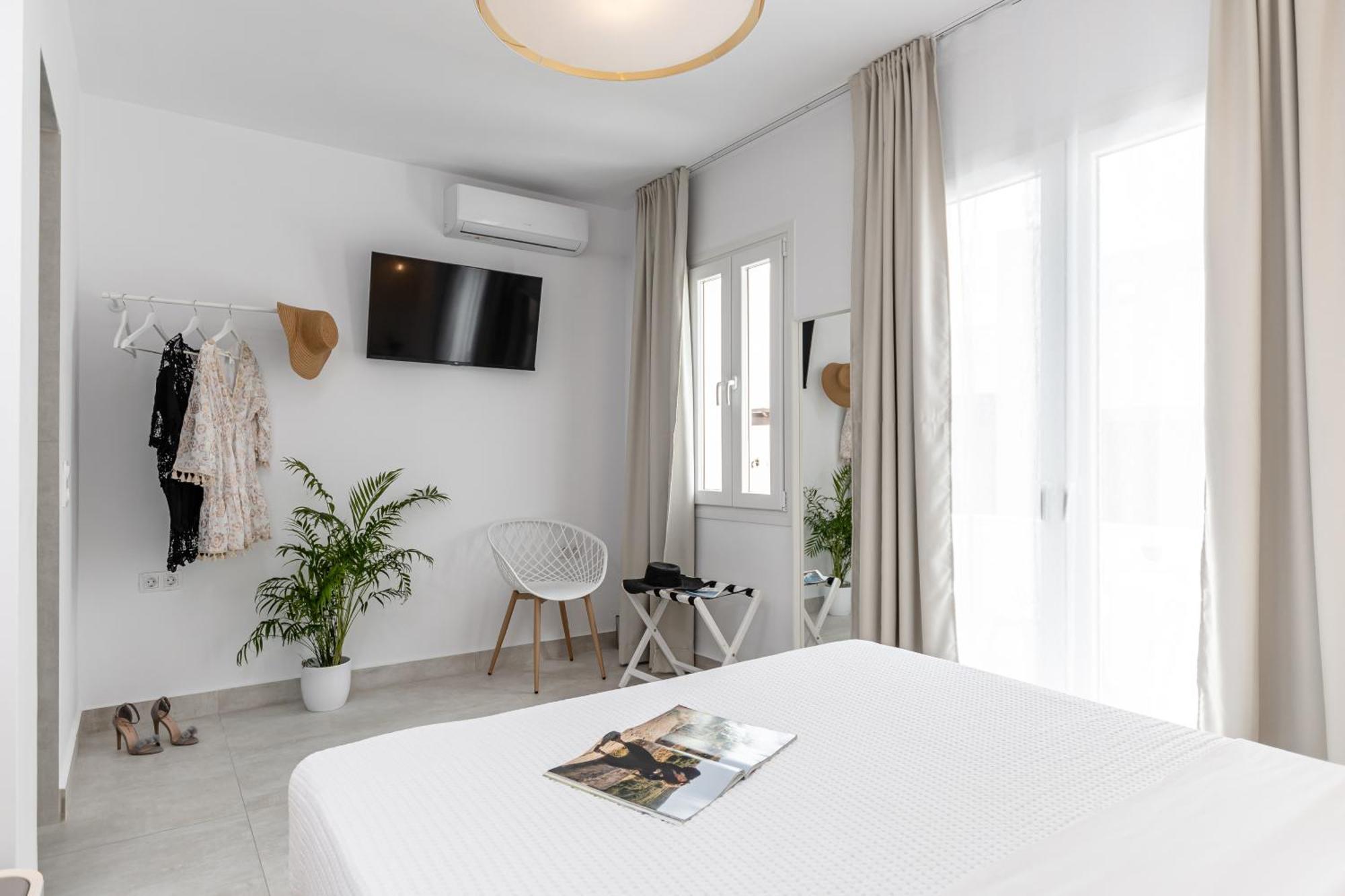 Aparthotel Golden Bird'S à Naxos City Extérieur photo