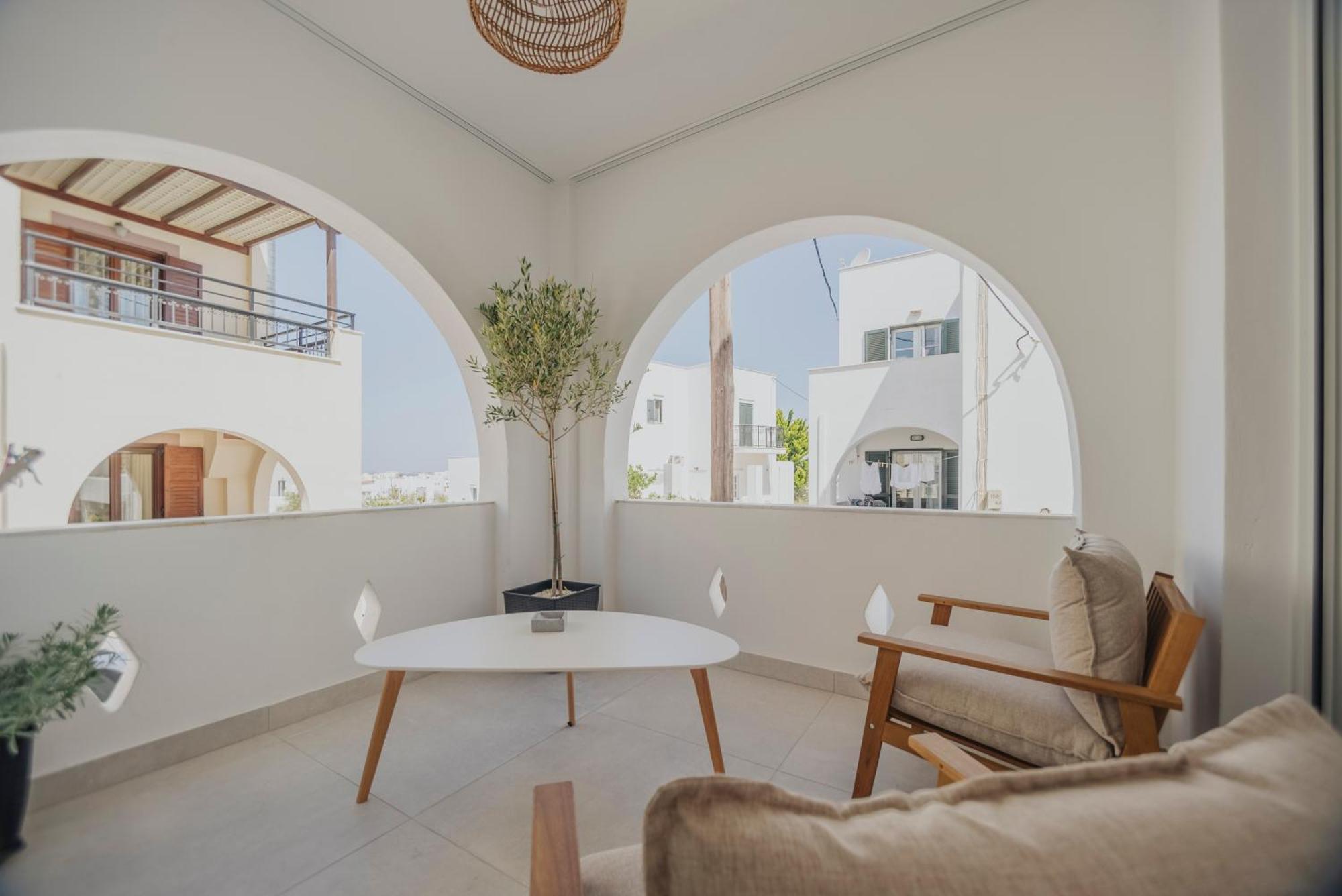 Aparthotel Golden Bird'S à Naxos City Extérieur photo