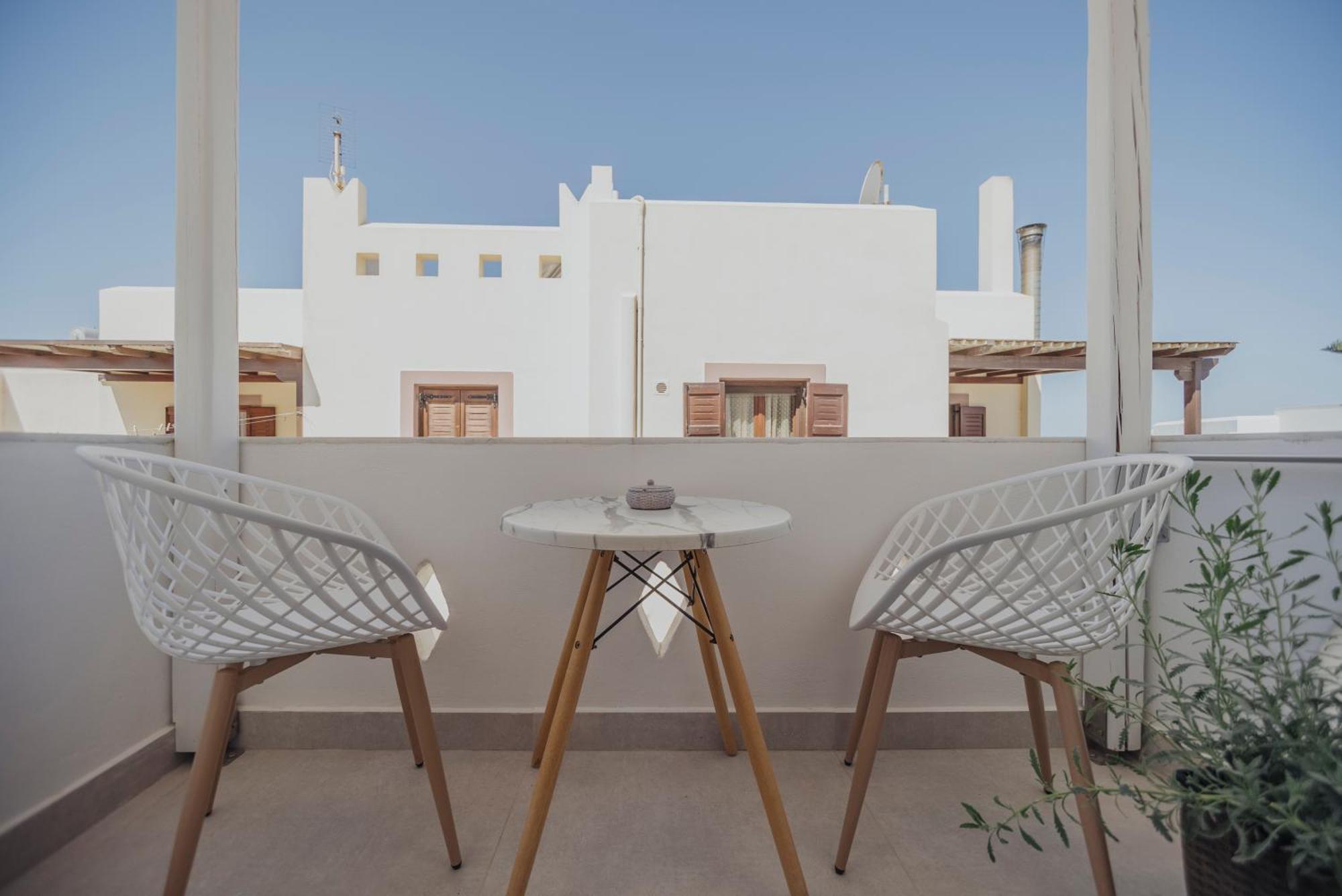 Aparthotel Golden Bird'S à Naxos City Extérieur photo