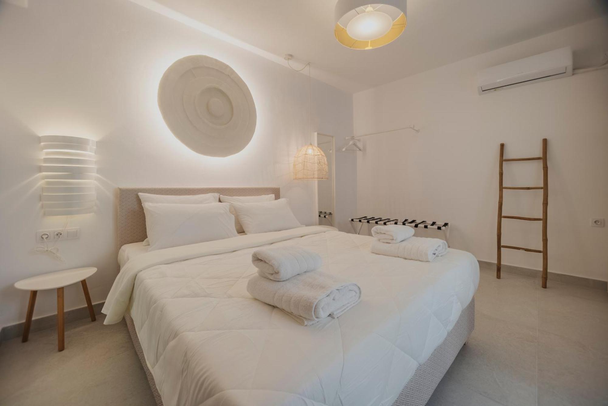 Aparthotel Golden Bird'S à Naxos City Extérieur photo